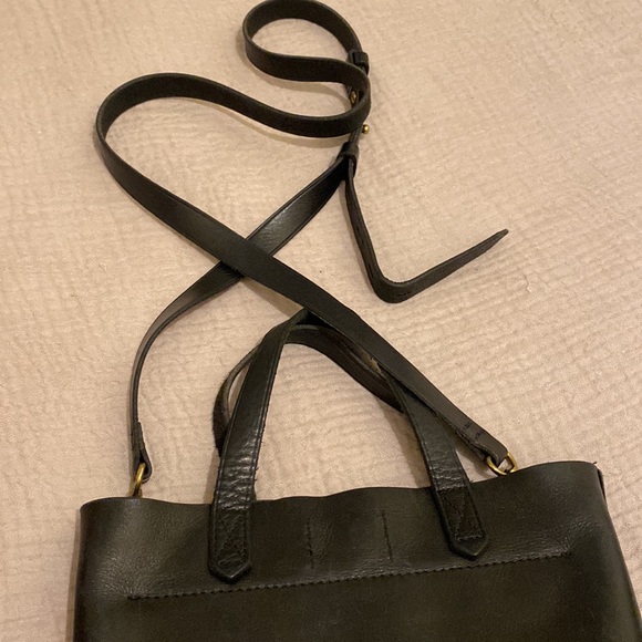 Madewell small leather transport crossbody black bag - Picture 8 of 16